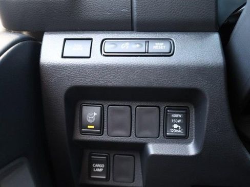 Certified 2025 Nissan Frontier SV w/ SV Convenience Package RWD image 18