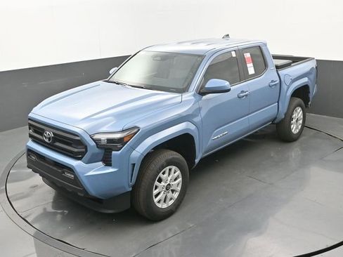 New 2026 Toyota Tacoma SR5 RWD image 29