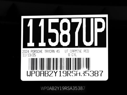 Used 2024 Porsche Taycan 4S w/ Premium Package image 28