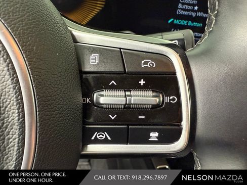Used 2024 Kia Sorento S FWD image 24