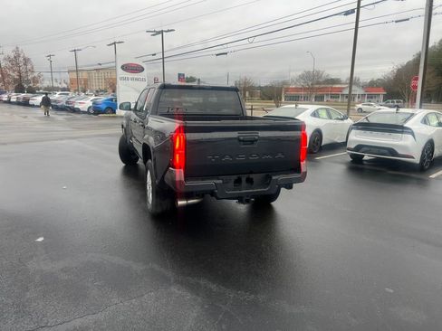 New 2025 Toyota Tacoma SR5 image 3