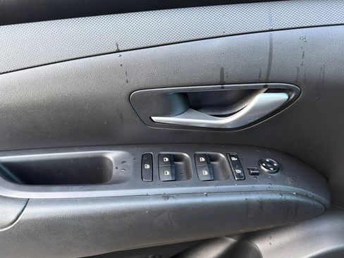 Used 2022 Hyundai Santa Cruz SEL Premium image 8