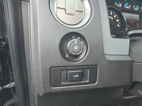 Used 2014 Ford F150 XLT w/ Equipment Group 302A Luxury image 26