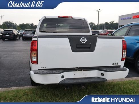 Used 2012 Nissan Frontier SV w/ Sport Appearance Pkg AWD/4WD image 17