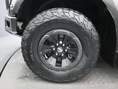 Used 2018 Ford F150 Raptor w/ Equipment Group 802A Luxury AWD/4WD image 67