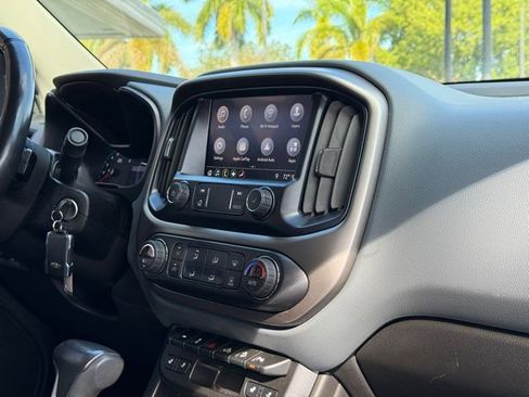 Used 2020 Chevrolet Colorado Z71 image 30