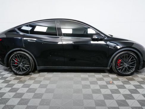 Used 2021 Tesla Model Y Performance image 2