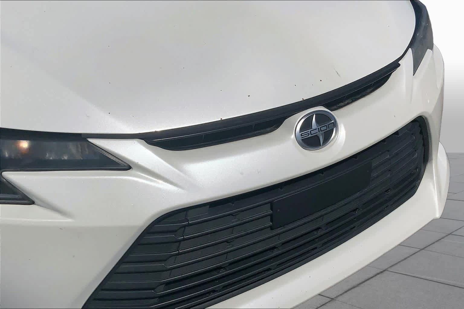 Used 2016 Scion tC FWD image 28