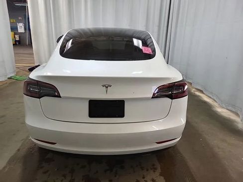 Used 2023 Tesla Model 3 Standard Range RWD image 5
