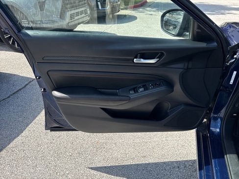 Used 2022 Nissan Altima 2.5 SR image 19