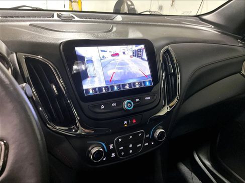 Certified 2022 Chevrolet Equinox RS w/ RS Leather Package image 19