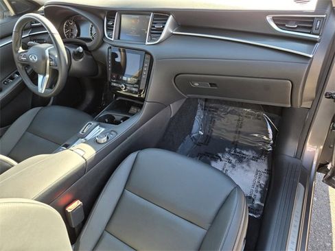 Used 2025 INFINITI QX50 Pure image 22