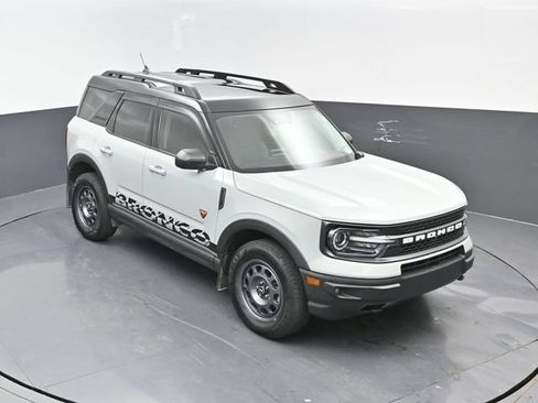 Certified 2022 Ford Bronco Sport Badlands w/ Premium Package AWD/4WD image 19