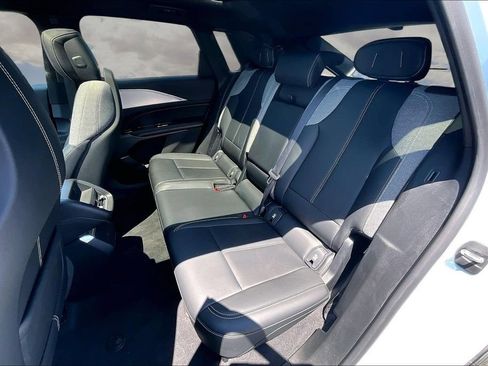 Certified 2024 Cadillac Lyriq Tech w/ Driver Assist Package AWD/4WD image 22