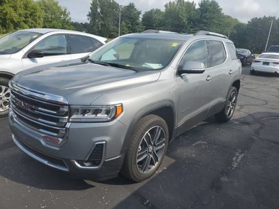 Used 2023 GMC Acadia SLT w/ Preferred Package