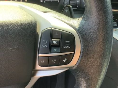 Used 2021 Ford Explorer XLT w/ Equipment Group 202A AWD/4WD image 28