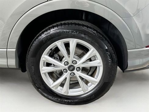 Used 2025 Audi Q3 2.0T Premium Plus image 24