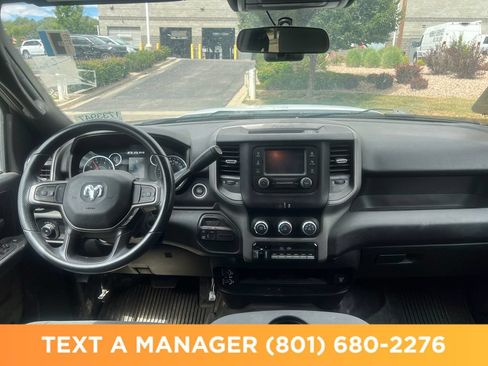 Used 2023 RAM 5500 Tradesman w/ Chrome Appearance Group AWD/4WD image 18