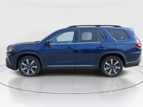 Used 2023 Honda Pilot Elite image 8