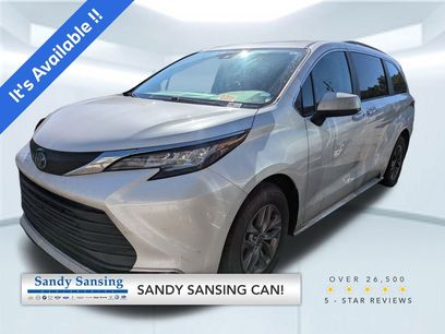 Used 2023 Toyota Sienna XLE