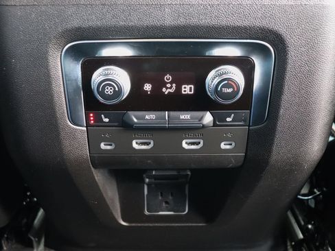 Used 2021 GMC Yukon XL AT4 w/ AT4 Premium Plus Package AWD/4WD image 47