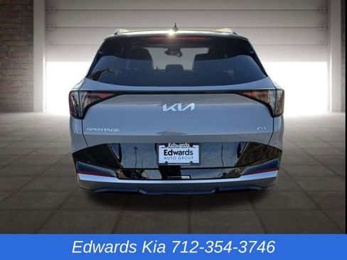 New 2026 Kia Sportage SX image 8