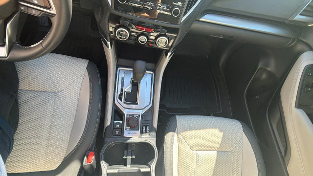 Used 2024 Subaru Forester Premium AWD/4WD image 26