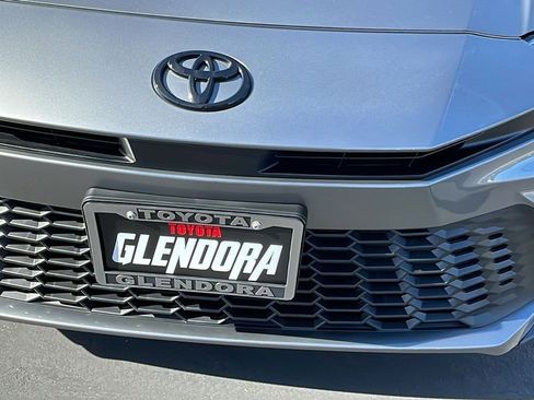 New 2026 Toyota Camry SE image 9