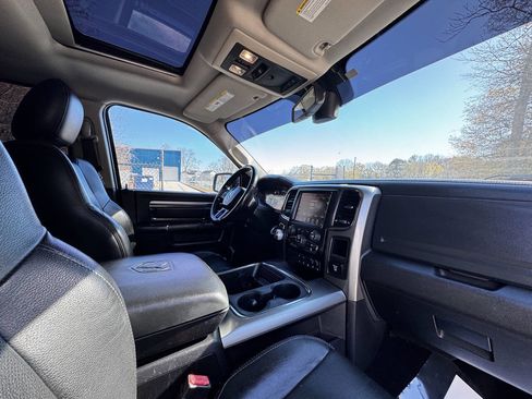 Used 2015 RAM 1500 Sport w/ Black Ram 1500 Sport Group image 13