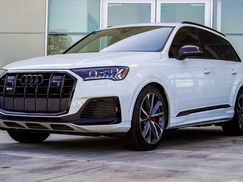Used 2023 Audi SQ7 Prestige AWD/4WD image 4