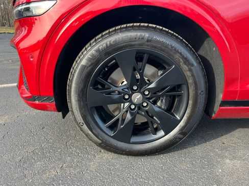 Used 2022 Genesis GV70 3.5T Sport w/ Sport Advanced Package image 11