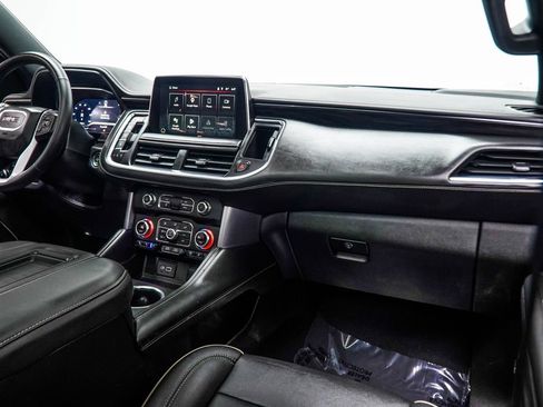 Used 2023 GMC Yukon SLT w/ SLT Premium Package RWD image 19