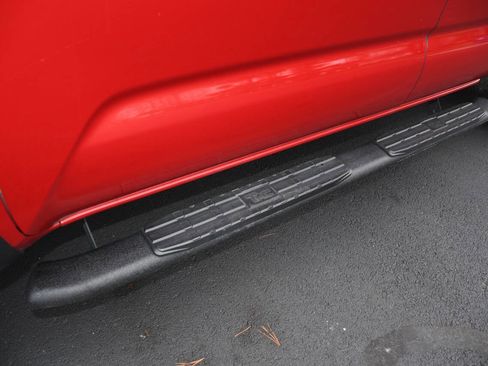 Used 2021 Toyota Tacoma SR5 image 38