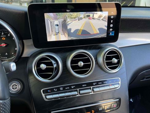 Used 2022 Mercedes-Benz GLC 300 image 7