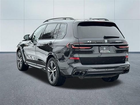 Certified 2024 BMW X7 M60i w/ Executive Package image 9