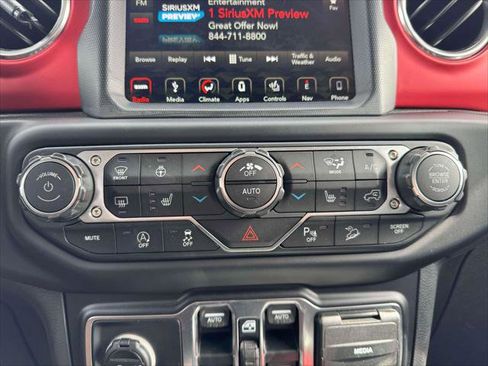 Used 2019 Jeep Wrangler Unlimited Rubicon image 27