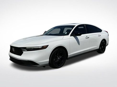 Certified 2025 Honda Accord SE image 1