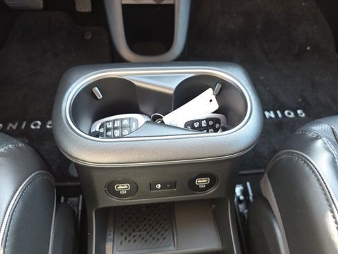 Certified 2024 Hyundai Ioniq 5 Limited image 20