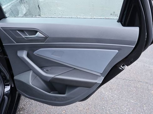 New 2026 Volkswagen Jetta SE image 17