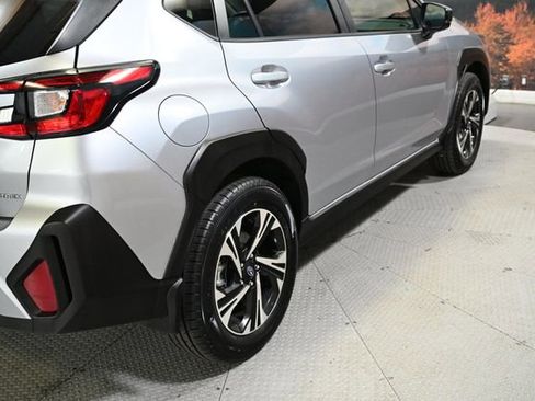Used 2024 Subaru Crosstrek 2.0i Premium AWD/4WD image 9