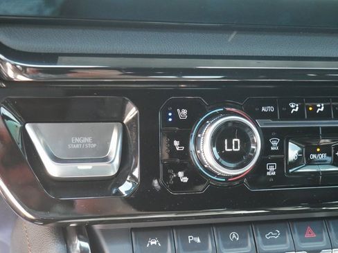 Used 2023 GMC Sierra 1500 AT4 w/ Technology Package image 6