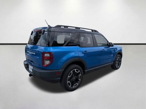 Used 2022 Ford Bronco Sport Outer Banks w/ Tech Package AWD/4WD image 4