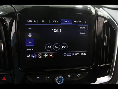 Used 2023 Chevrolet Traverse LT FWD image 11