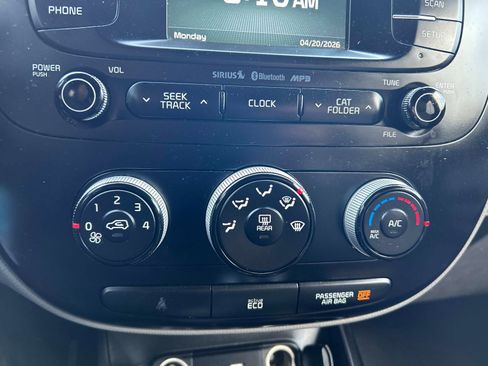Used 2016 Kia Soul w/ Convenience Package FWD image 28