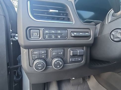 Used 2023 Chevrolet Tahoe High Country image 33