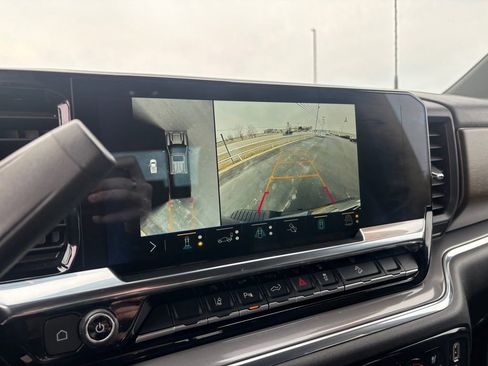 Certified 2025 Chevrolet Silverado 2500 High Country w/ Technology Package image 22