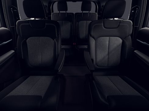 New 2026 Jeep Grand Cherokee L 4WD image 3