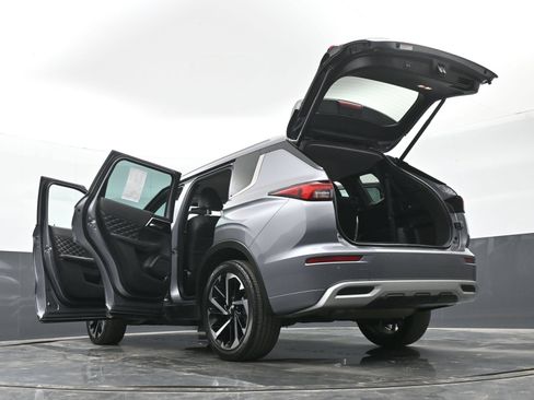 Used 2022 Mitsubishi Outlander SEL FWD image 49