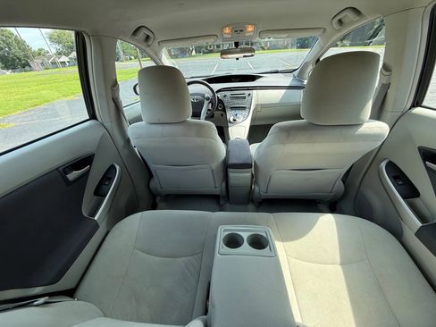 Used 2010 Toyota Prius Five FWD image 21