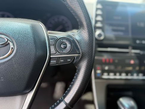Used 2020 Toyota Avalon XSE FWD image 18